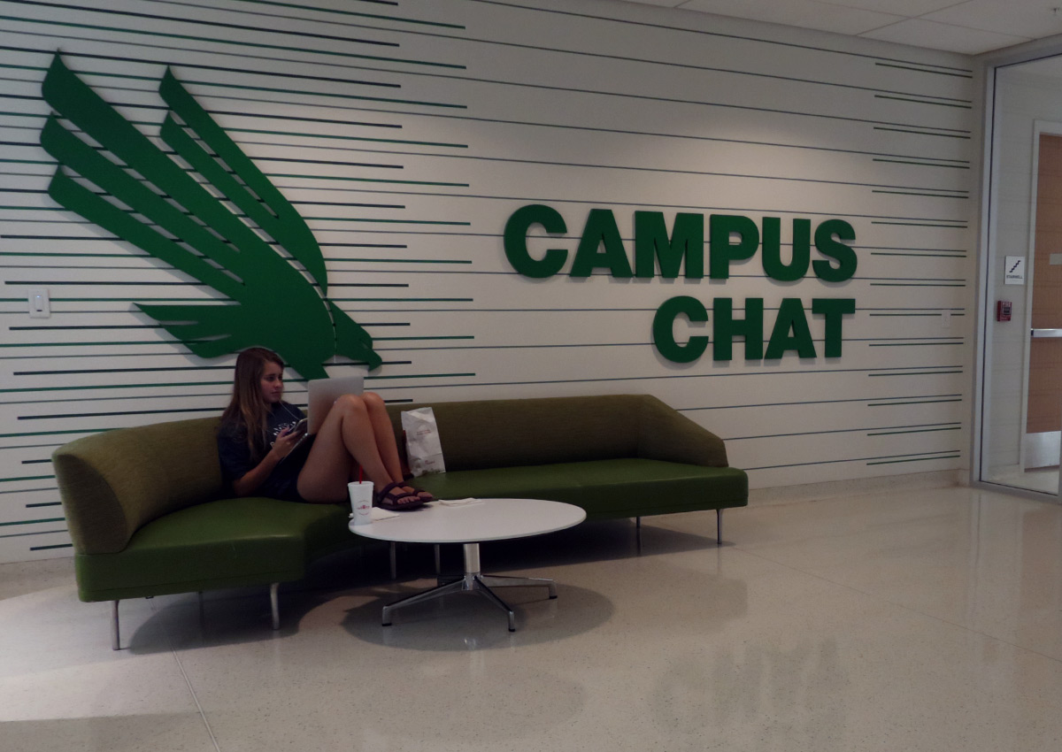 Campus Chat sign 