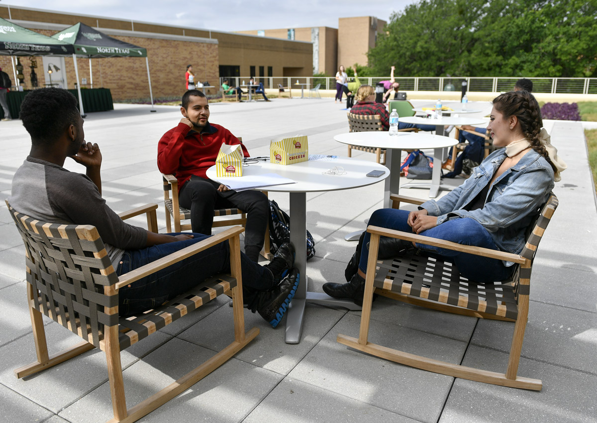 students enjoying lunch on the union rooftop